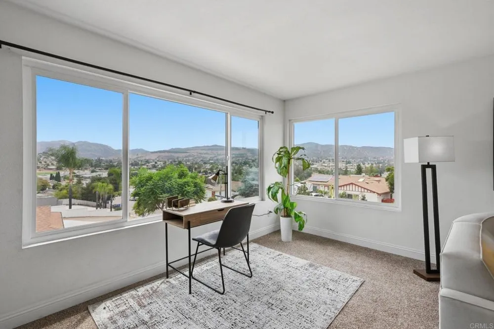 13104 Lakeview Granada Drive Lakeside, CA 92040
