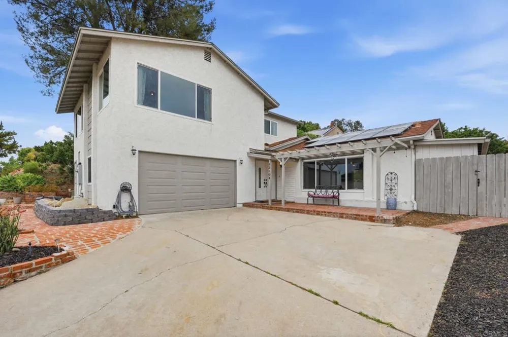 13104 Lakeview Granada Drive Lakeside, CA 92040