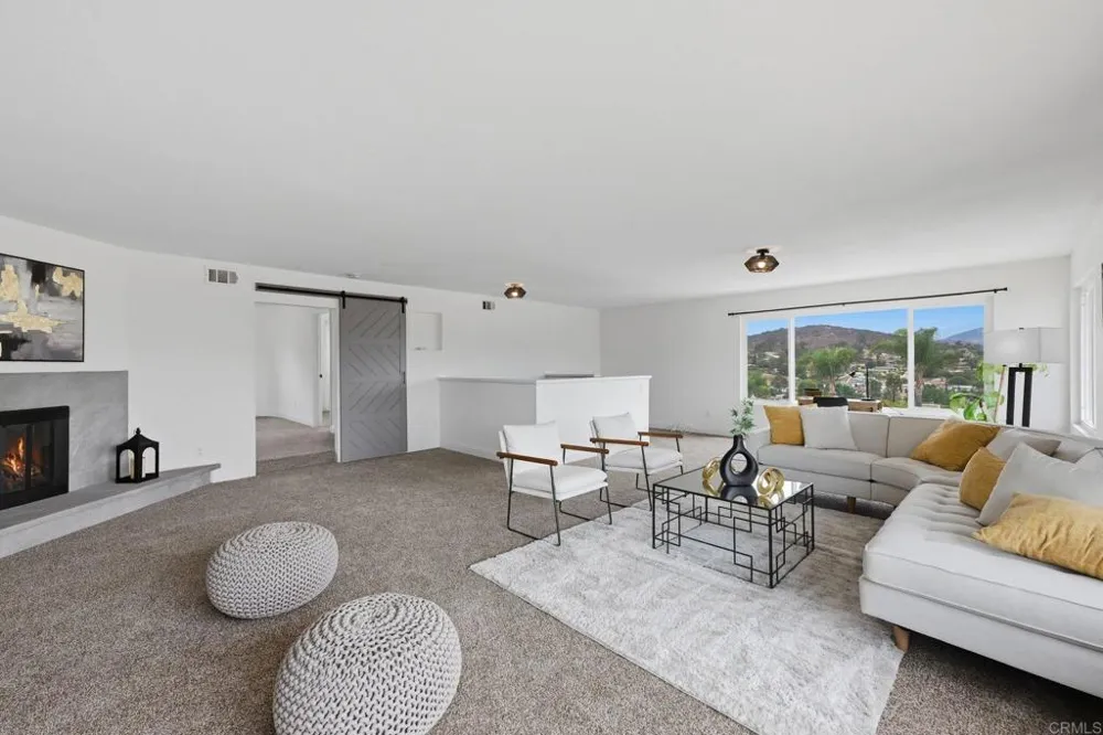 13104 Lakeview Granada Drive Lakeside, CA 92040