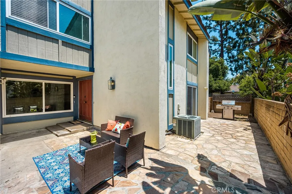 306 Los Padres Lane Placentia, CA 92870