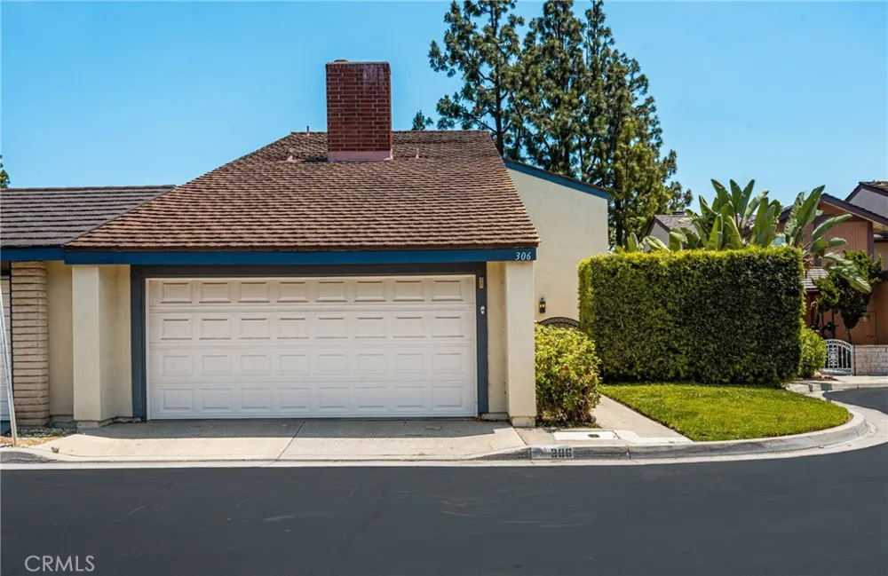 306 Los Padres Lane Placentia, CA 92870