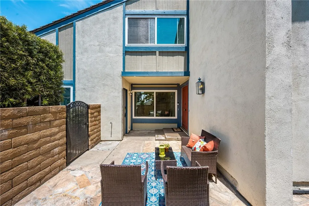 306 Los Padres Lane Placentia, CA 92870