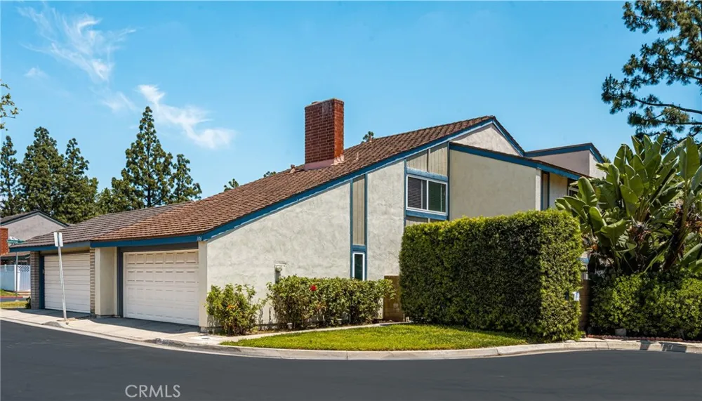 306 Los Padres Lane Placentia, CA 92870