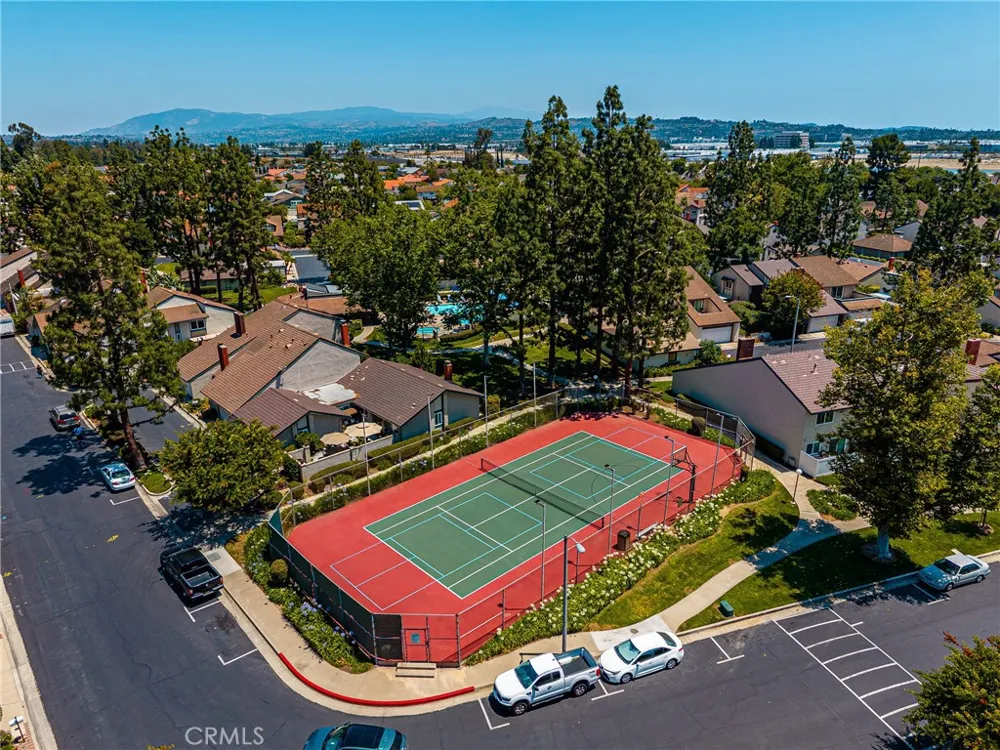 306 Los Padres Lane Placentia, CA 92870