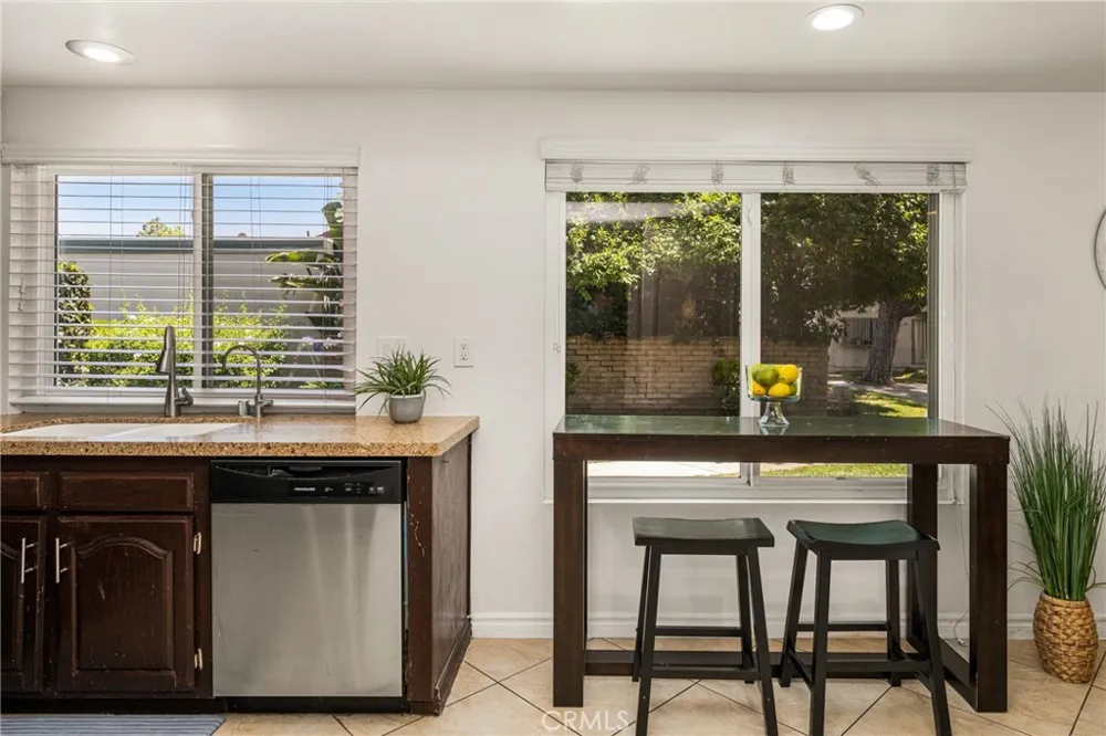 306 Los Padres Lane Placentia, CA 92870