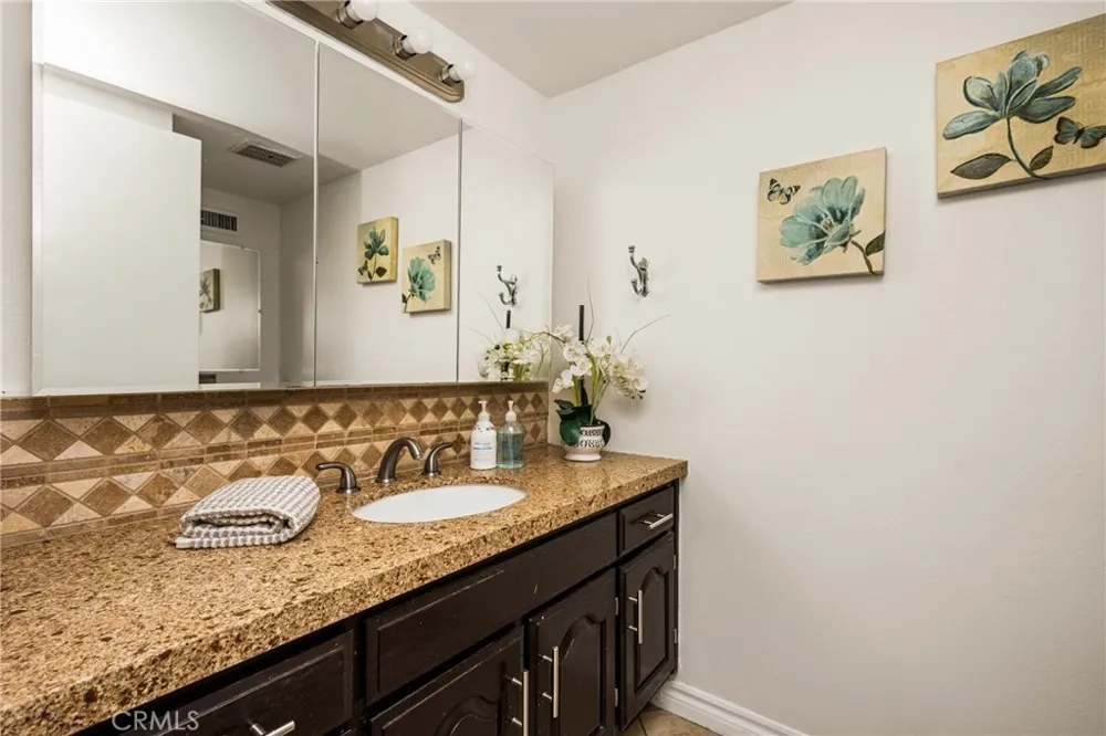 306 Los Padres Lane Placentia, CA 92870