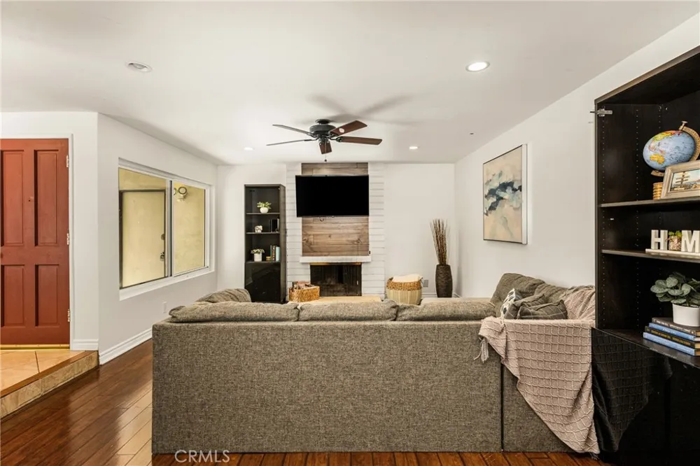 306 Los Padres Lane Placentia, CA 92870