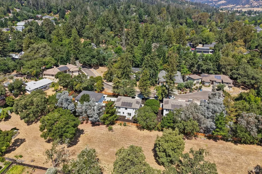 5924 Lyric Lane Santa Rosa, CA 95404