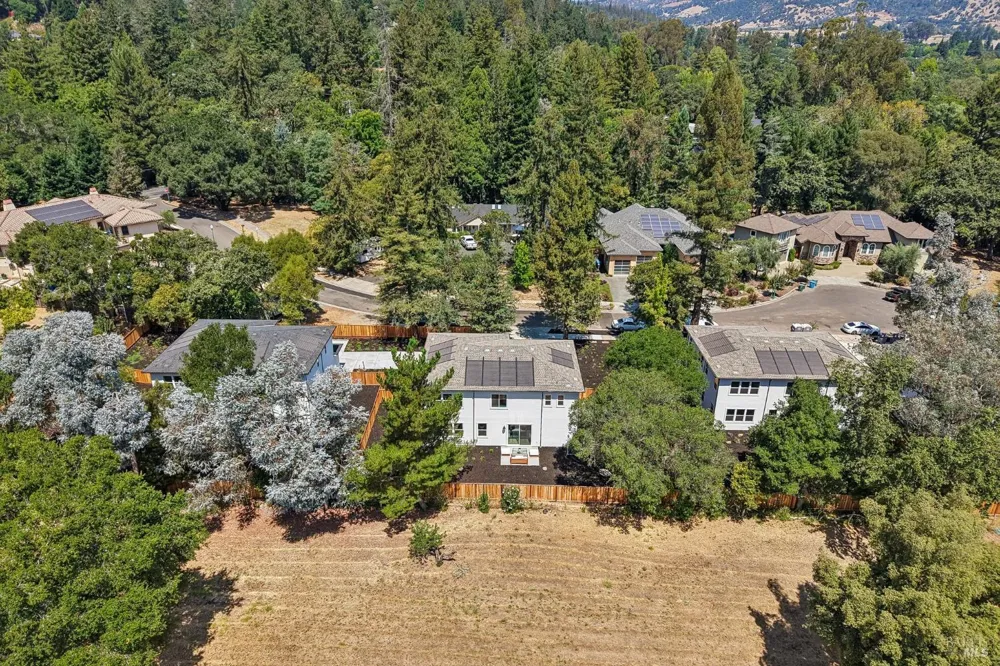 5924 Lyric Lane Santa Rosa, CA 95404