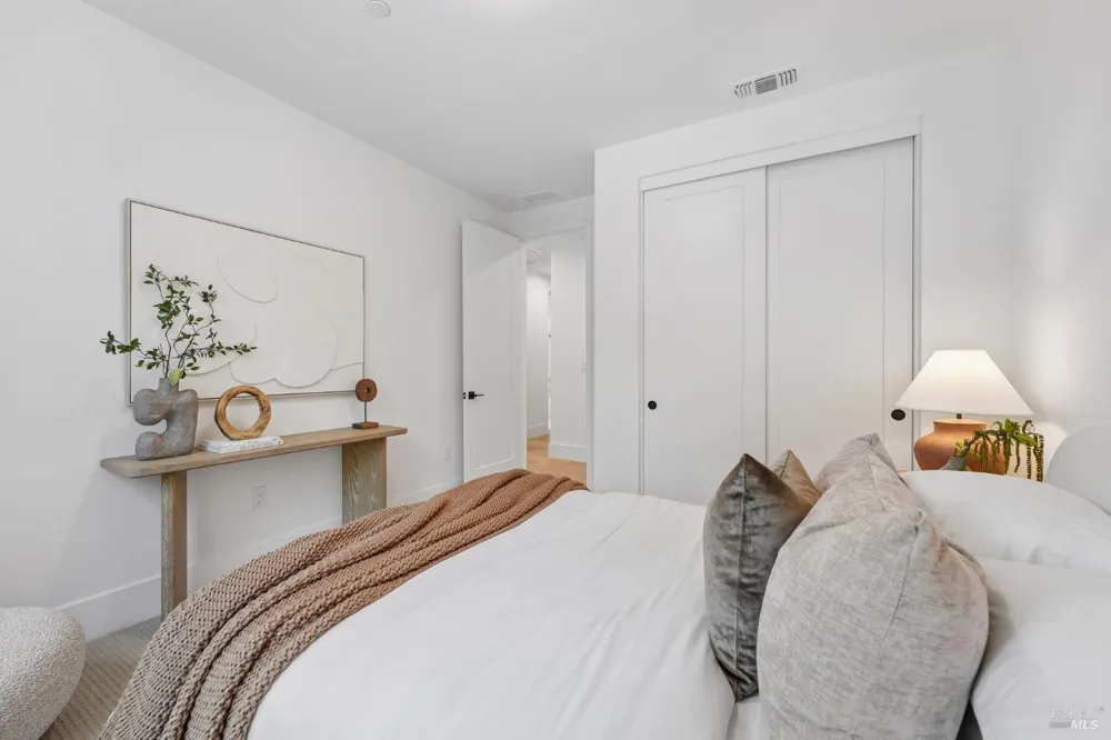 5924 Lyric Lane Santa Rosa, CA 95404