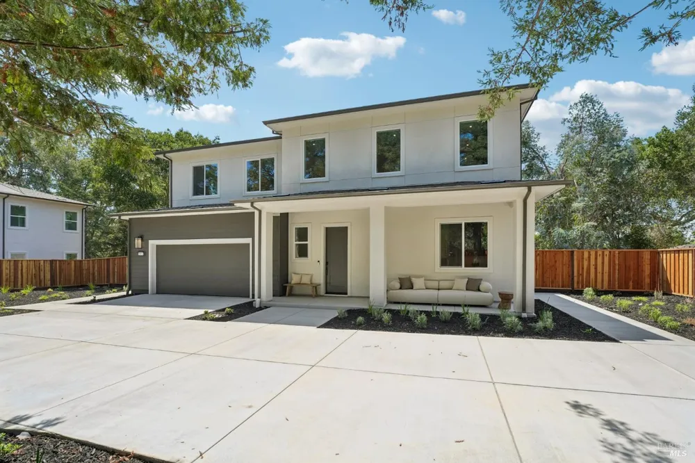 5924 Lyric Lane Santa Rosa, CA 95404