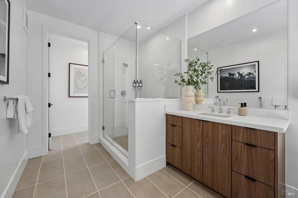 5924 Lyric Lane Santa Rosa, CA 95404
