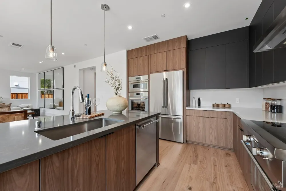 5924 Lyric Lane Santa Rosa, CA 95404