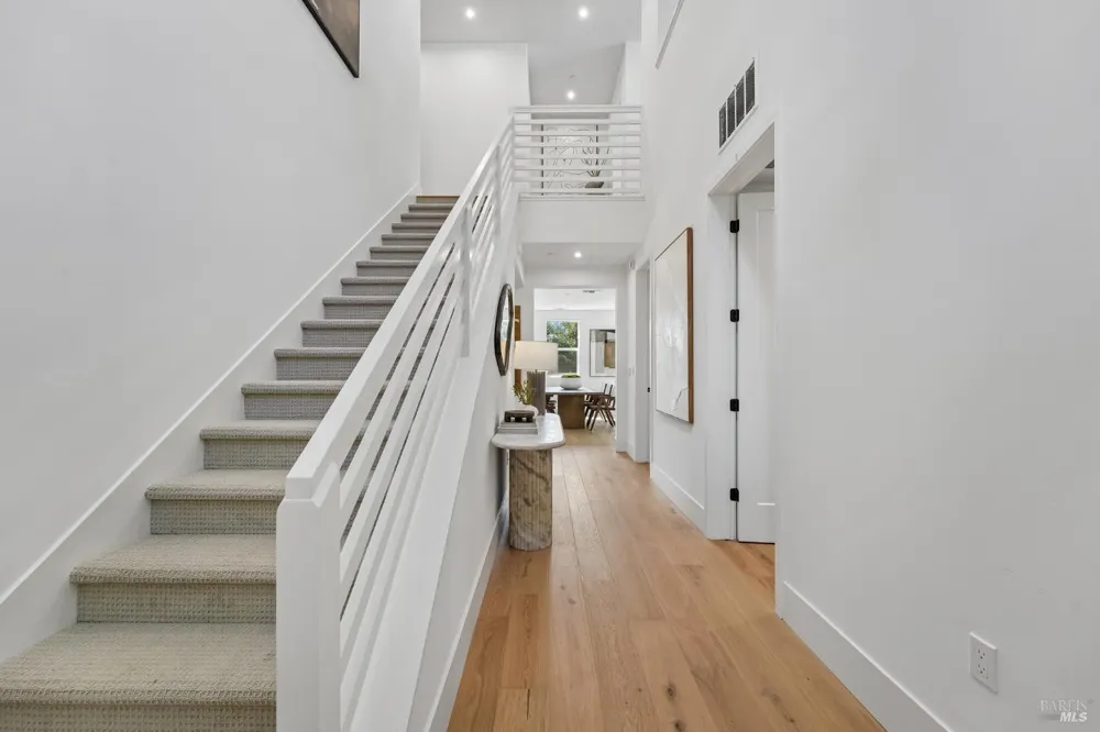 5924 Lyric Lane Santa Rosa, CA 95404