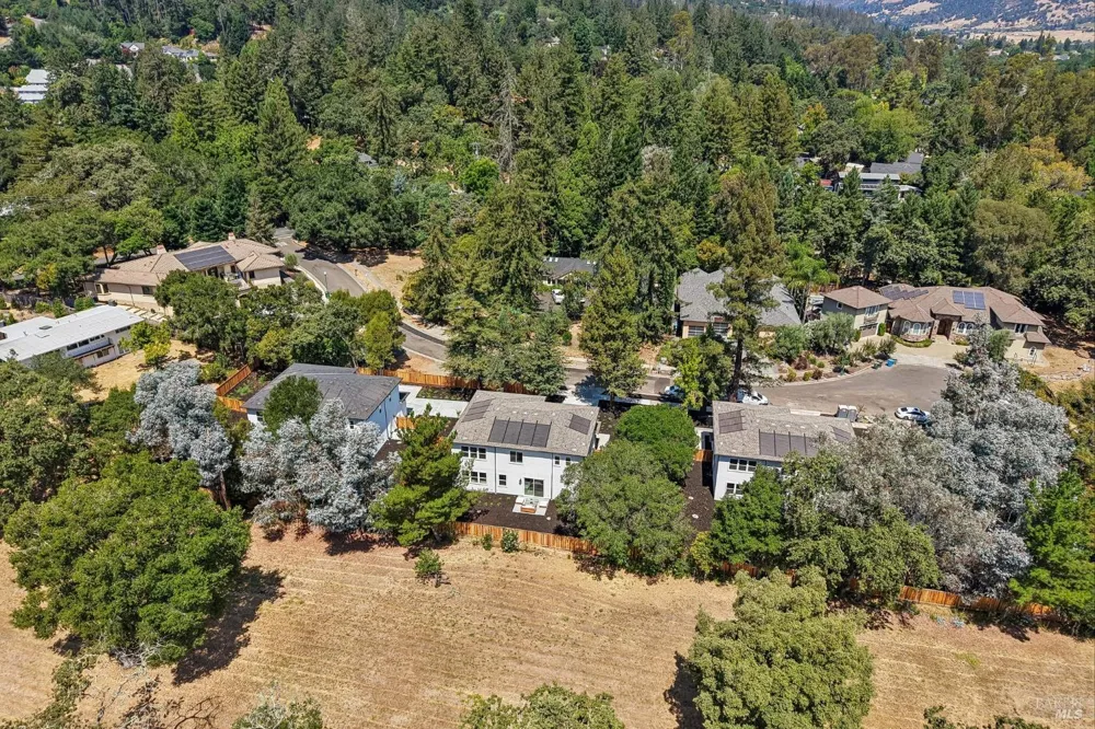 5924 Lyric Lane Santa Rosa, CA 95404