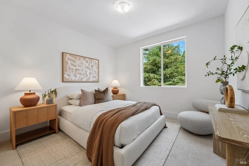 5924 Lyric Lane Santa Rosa, CA 95404