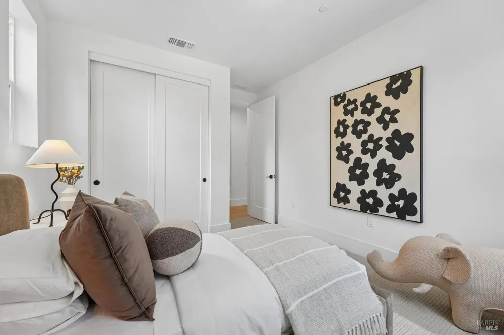 5924 Lyric Lane Santa Rosa, CA 95404