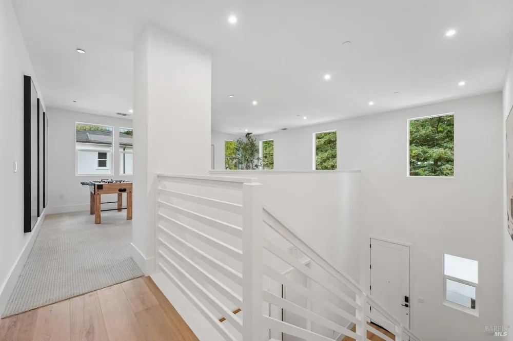 5924 Lyric Lane Santa Rosa, CA 95404