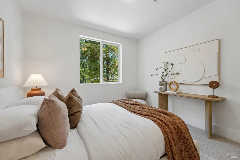 5924 Lyric Lane Santa Rosa, CA 95404