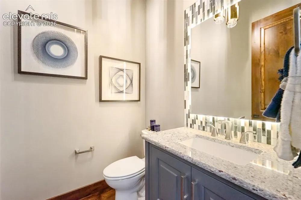 14420 S Perry Park Road Larkspur, CO 80118