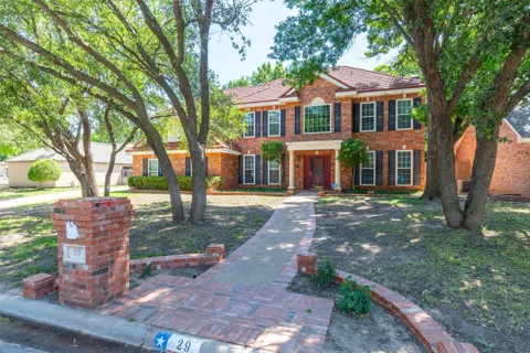 29 Cherry Hills E