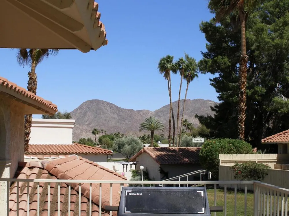 73062 Helen Moody Lane Palm Desert, CA 92260