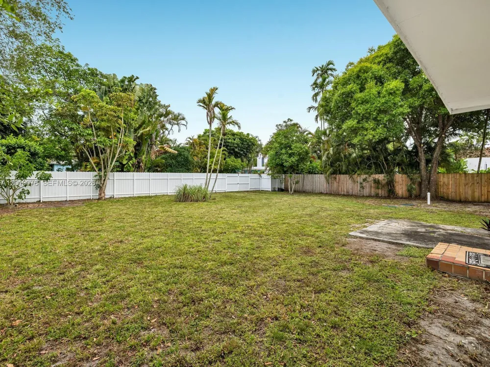 6 NW 106th St Miami Shores, FL 33150