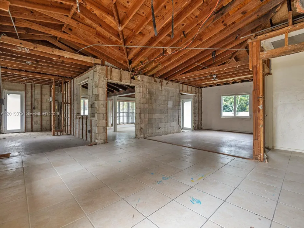 6 NW 106th St Miami Shores, FL 33150