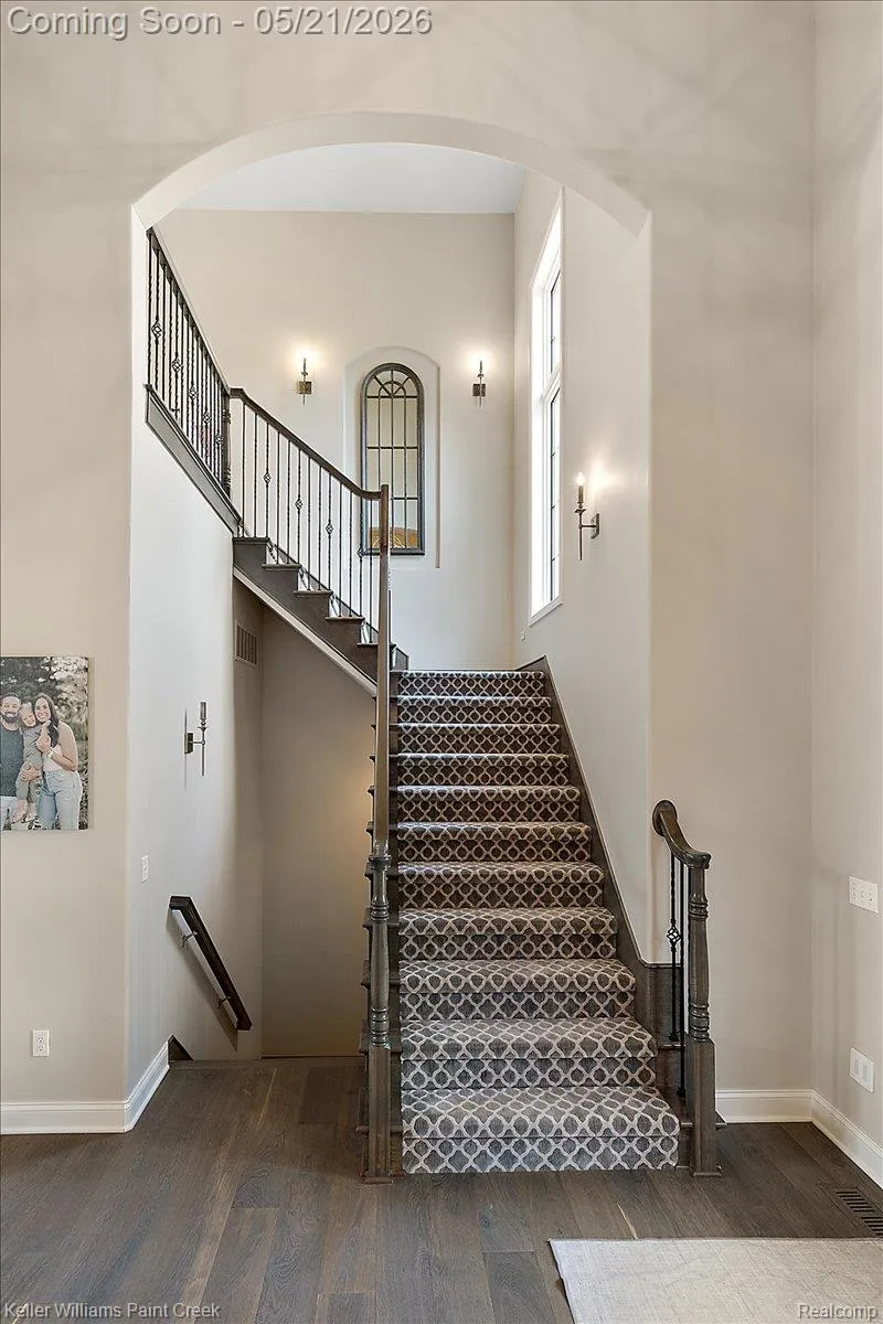 4838 Pinecrest Court Rochester City, MI 48306
