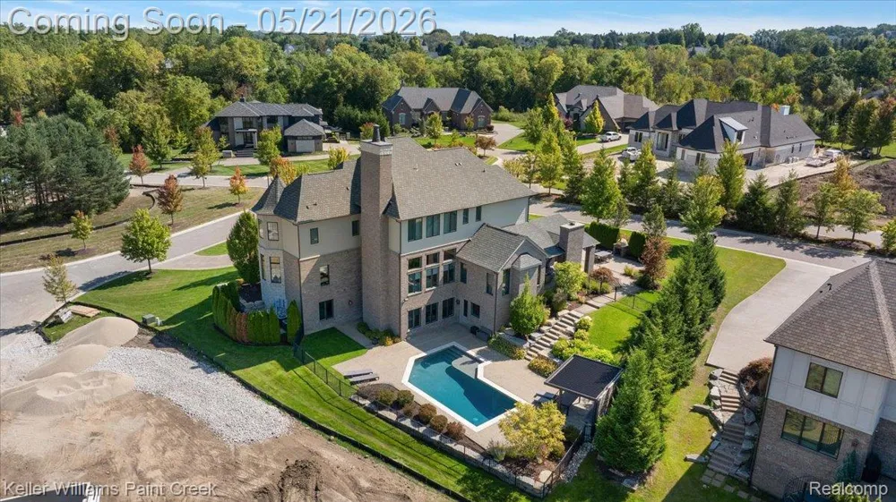 4838 Pinecrest Court Rochester City, MI 48306