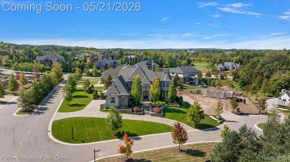 4838 Pinecrest Court Rochester City, MI 48306