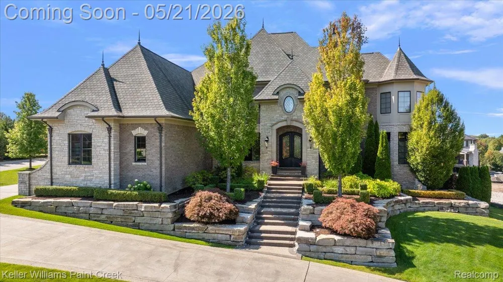 4838 Pinecrest Court Rochester City, MI 48306