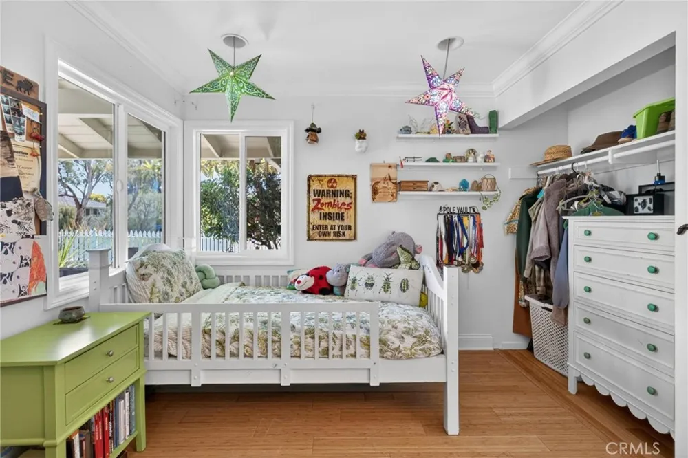 29512 Whitley Collins Rancho Palos Verdes, CA 90275