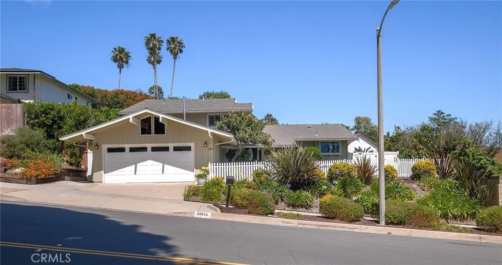 29512 Whitley Collins Rancho Palos Verdes, CA 90275
