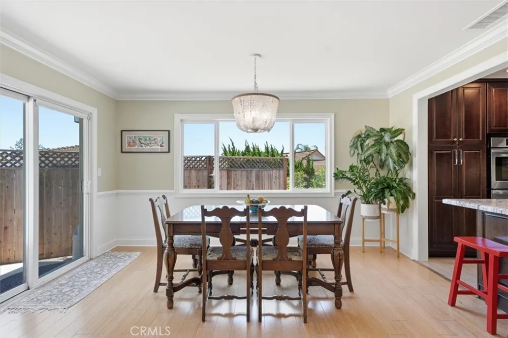 29512 Whitley Collins Rancho Palos Verdes, CA 90275