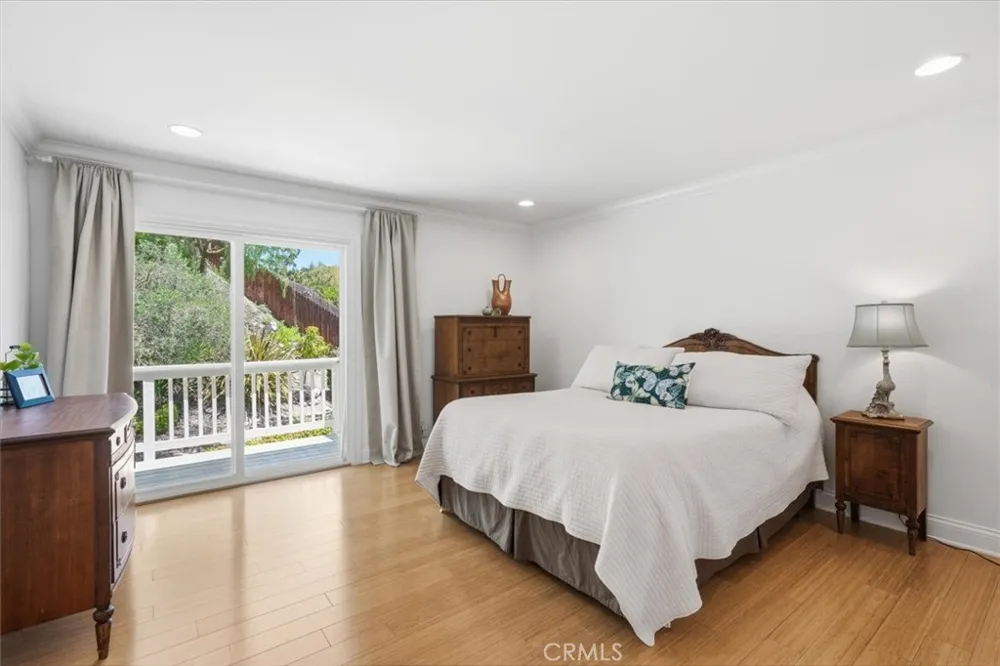29512 Whitley Collins Rancho Palos Verdes, CA 90275