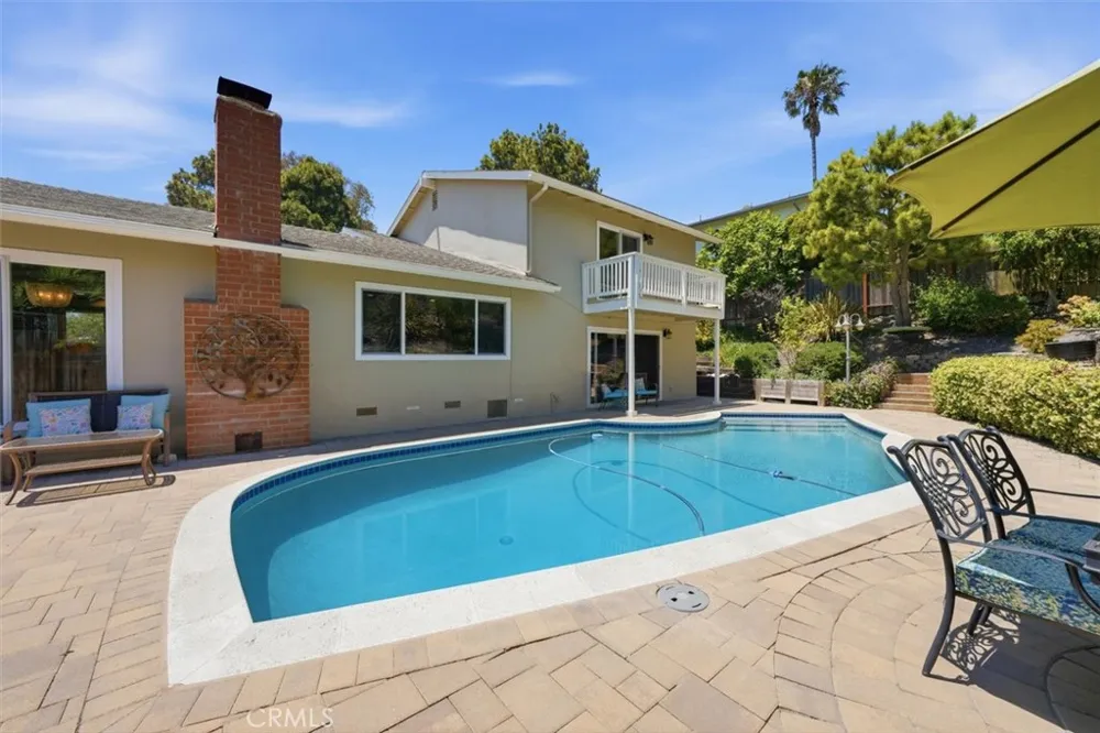 29512 Whitley Collins Rancho Palos Verdes, CA 90275
