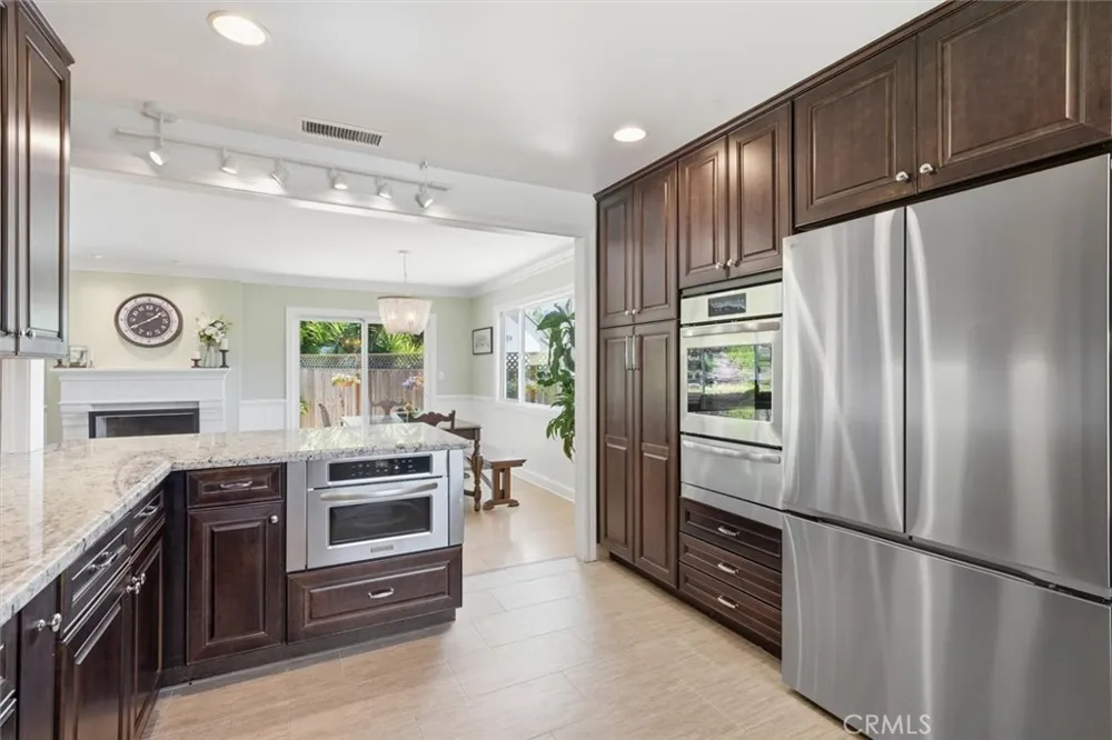 29512 Whitley Collins Rancho Palos Verdes, CA 90275