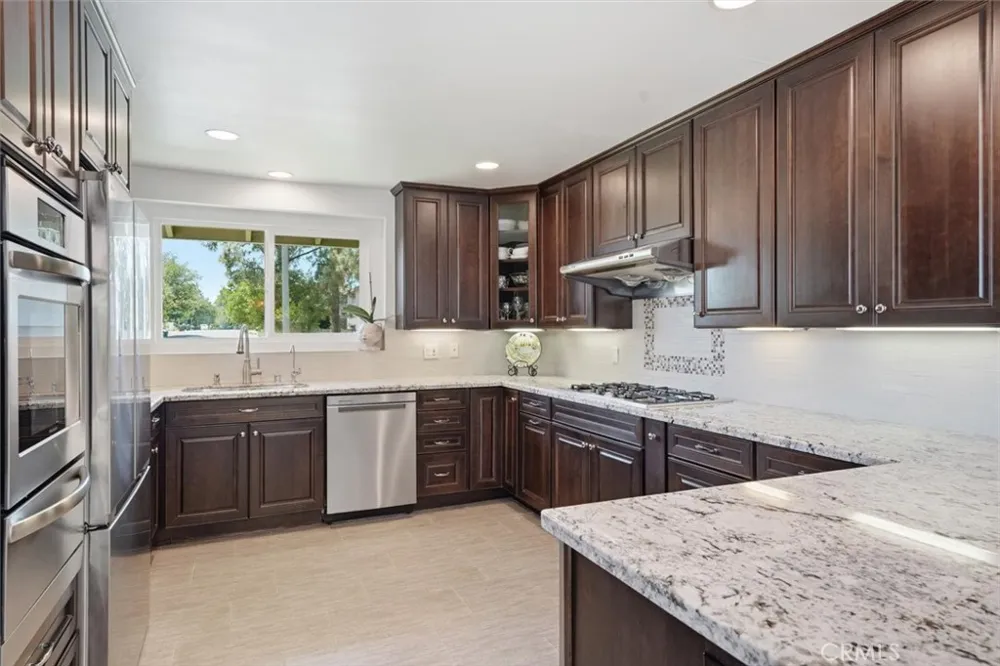 29512 Whitley Collins Rancho Palos Verdes, CA 90275