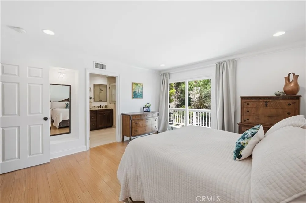 29512 Whitley Collins Rancho Palos Verdes, CA 90275