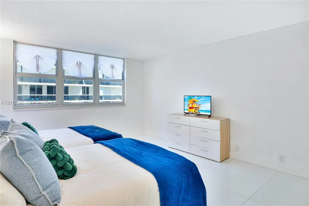 9511 Collins Ave #901 Surfside, FL 33154