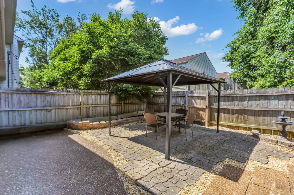 107 Maple Way Hendersonville, TN 37075