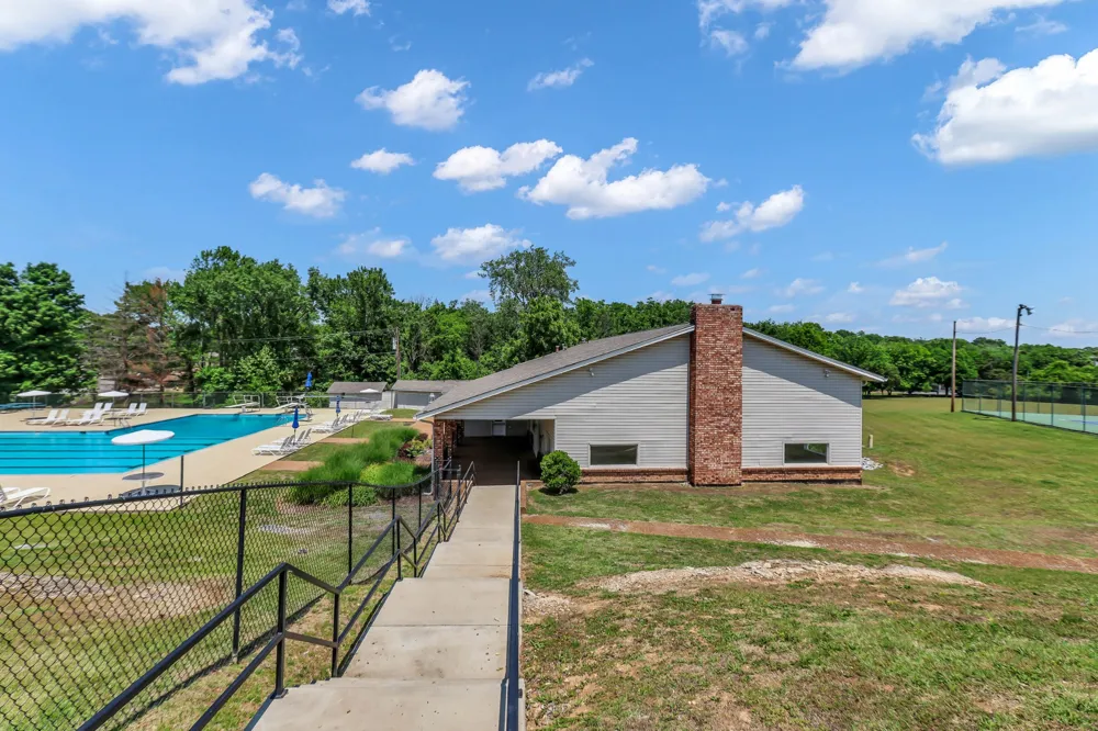 107 Maple Way Hendersonville, TN 37075