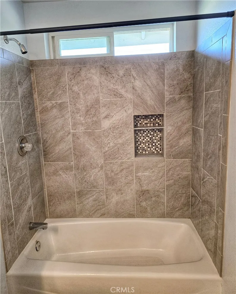 29422 125th E Pearblossom, CA 93553