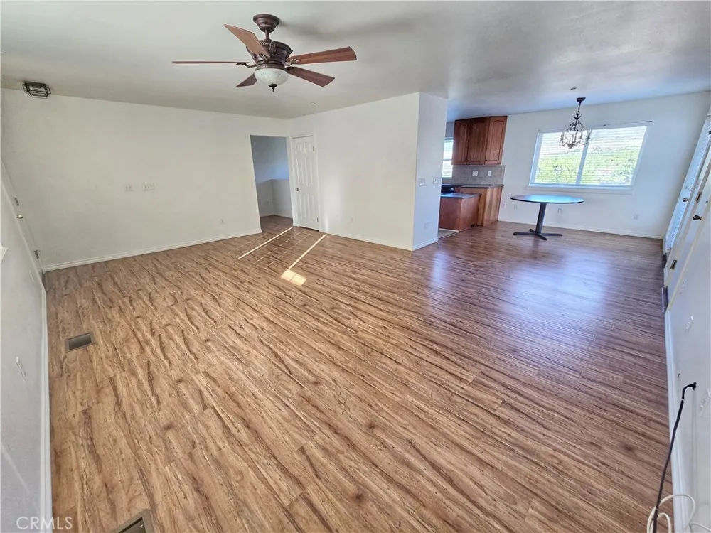 29422 125th E Pearblossom, CA 93553