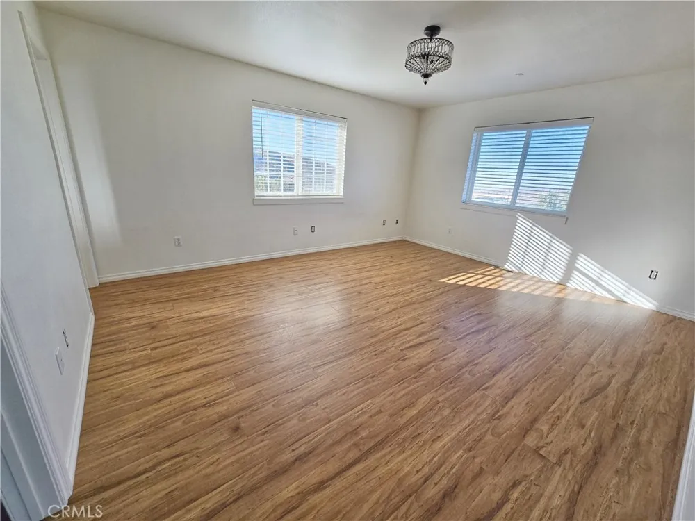 29422 125th E Pearblossom, CA 93553