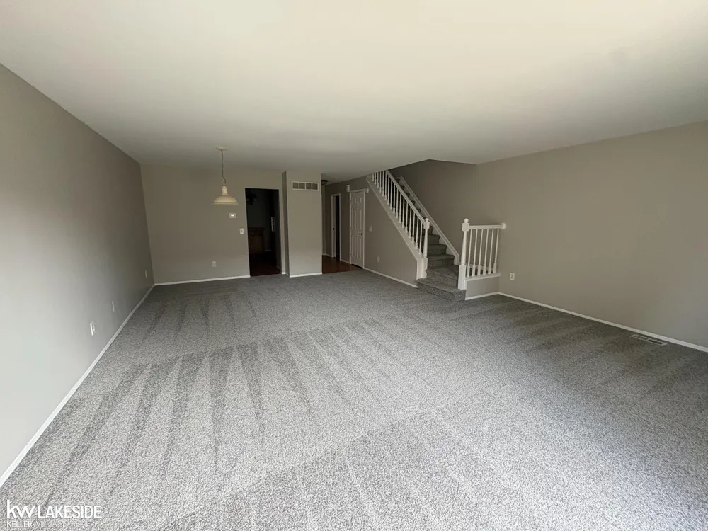 616 byron ct Road Rochester City, MI 48307