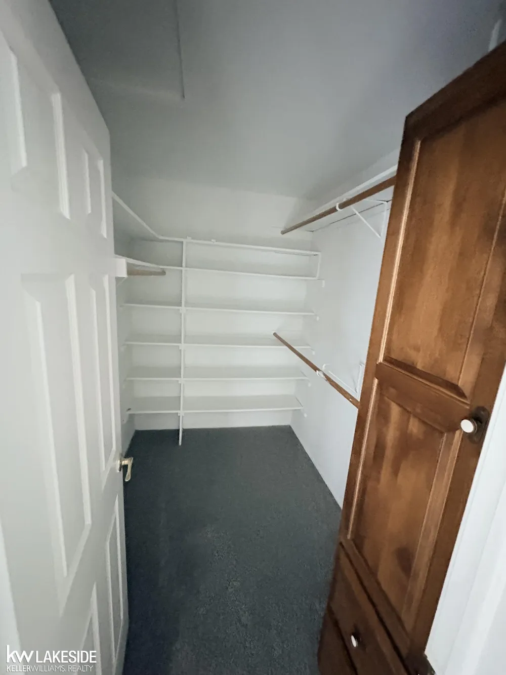 616 byron ct Road Rochester City, MI 48307