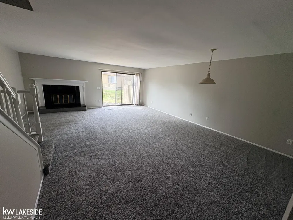 616 byron ct Road Rochester City, MI 48307
