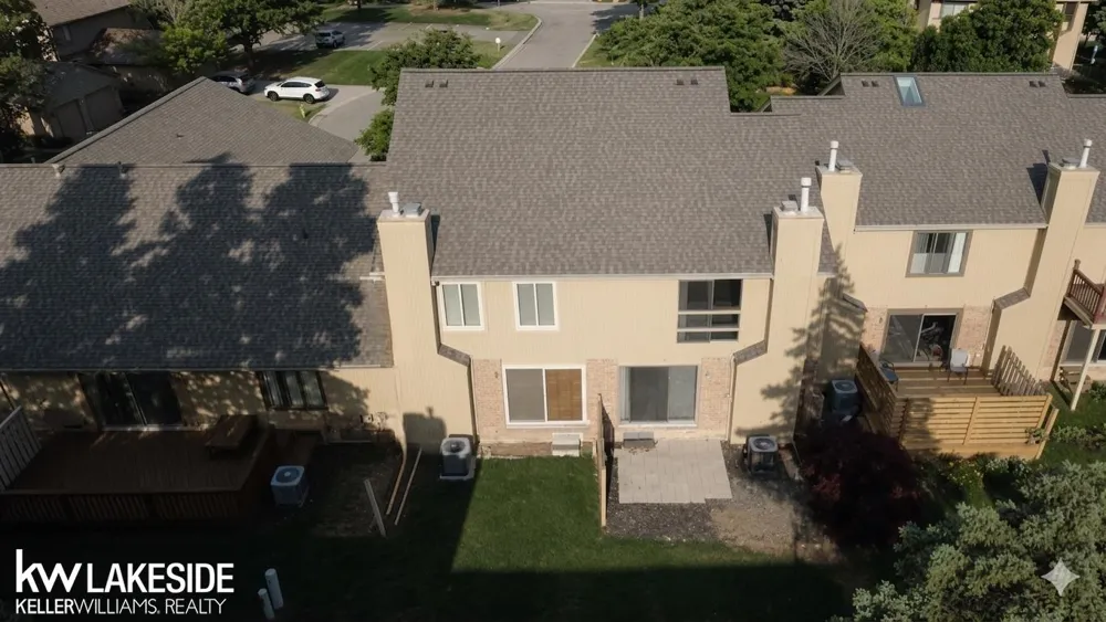 616 byron ct Road Rochester City, MI 48307